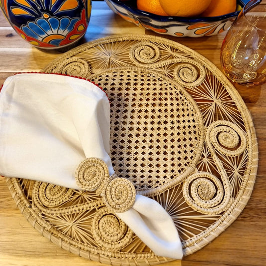 Sea Placemat Style, Handmade Iraca Palm Placemat, Table Decoration, Boho Table Setting from Colombia - Set of 4 or 6 Placemats